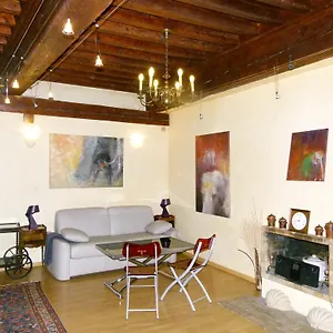  Appartement Vieux Cour Renaissance Frankrijk