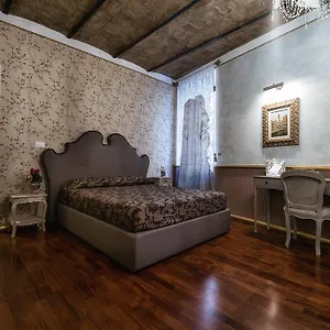 Il Covo 3* Roma