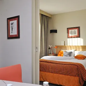 Aparthotel Adagio La Defense Esplanade, Puteaux